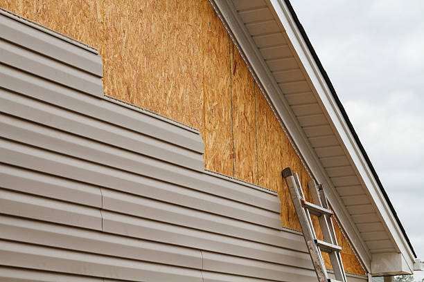24/7 Emergency Emergency Siding Repair experts in Clayton, NC